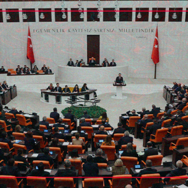 RSF urges the Turkish government to comply with the high court's injunctions by reforming the controversial legislation. 