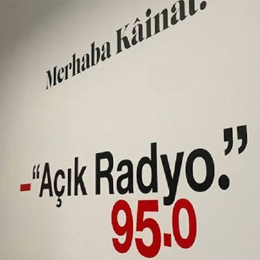 En Turquie, le Conseil supérieur de l’audiovisuel turc a décidé de retirer la licence de la radio indépendante Acik Radyo.